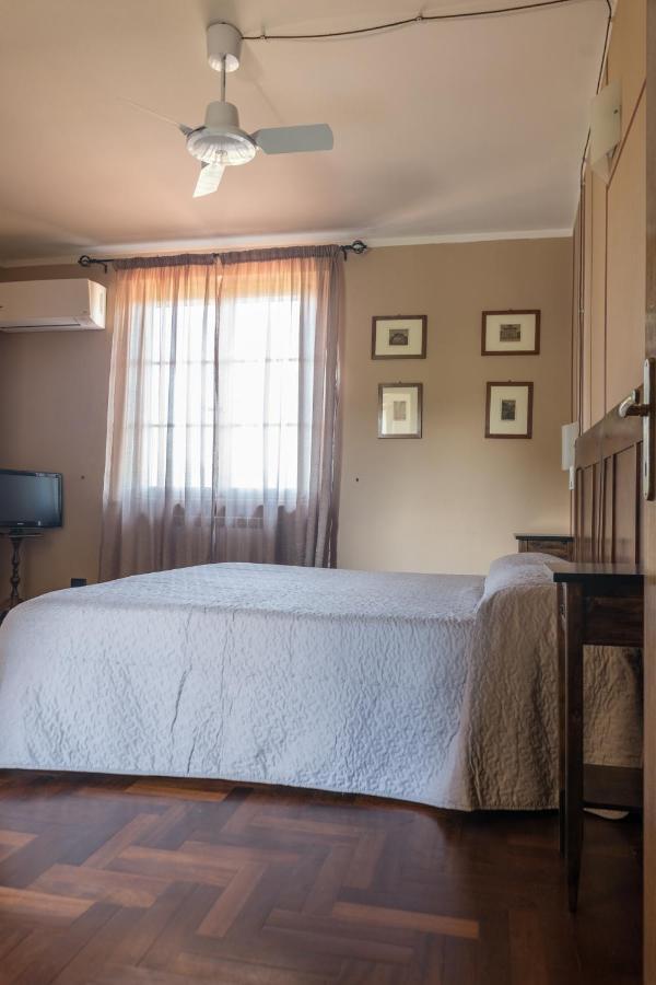 Locanda La Valle Castelnuovo Magra Luaran gambar